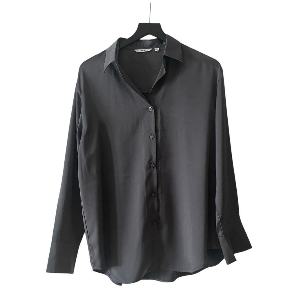 UNIQLO Gray Satin Smooth Long Sleeved Minimalist Office Work Blouse Size M